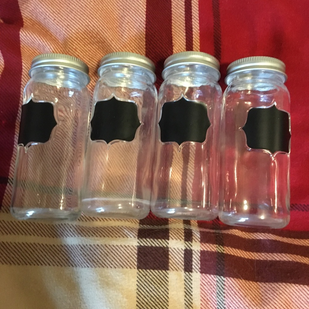 Set of 4 little jars